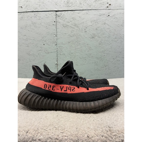 Adidas Yeezy Boost‎ 350 V2 Men’s 9.5 Black Red SPLY-350 Knit Sneakers - Picture 1 of 16
